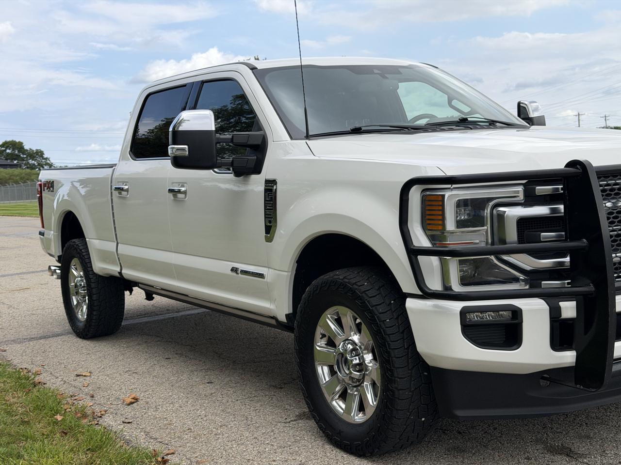 Ford F-250 SD Platinum Crew Cab 4WD 2022