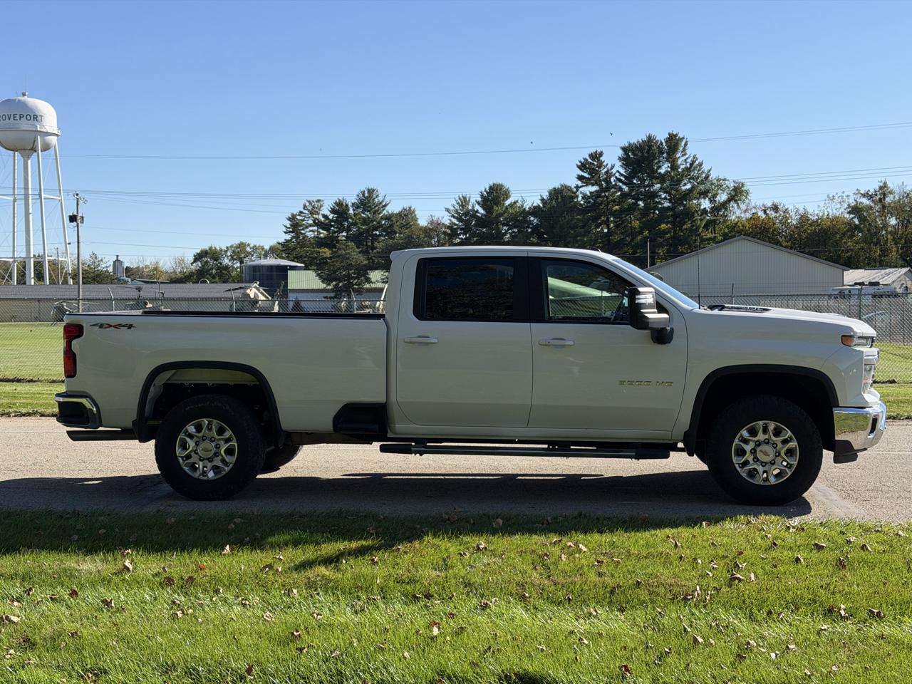 Chevrolet Silverado 3500HD LT Crew Cab 4WD 2024