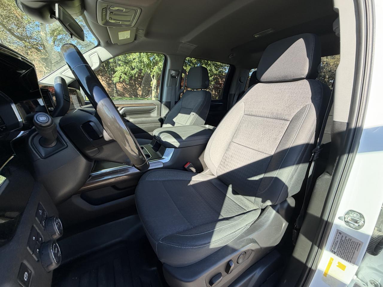 Chevrolet Silverado 3500HD LT Crew Cab 4WD 2024
