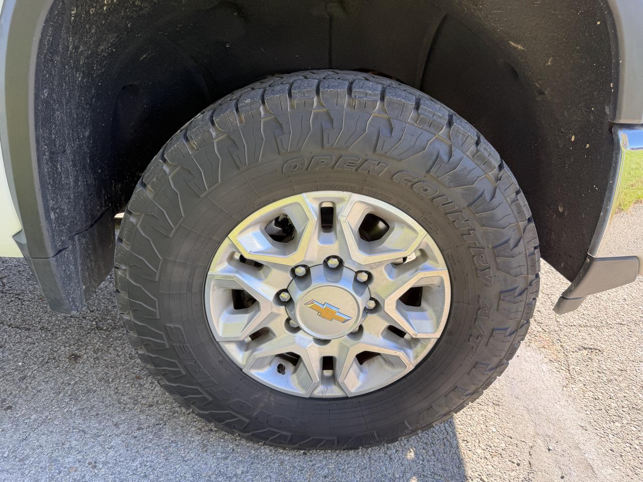Chevrolet Silverado 3500HD LT Crew Cab 4WD 2024