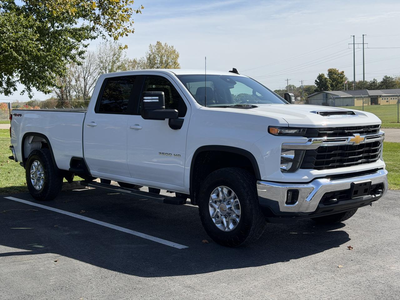 Chevrolet Silverado 3500HD LT Crew Cab 4WD 2024