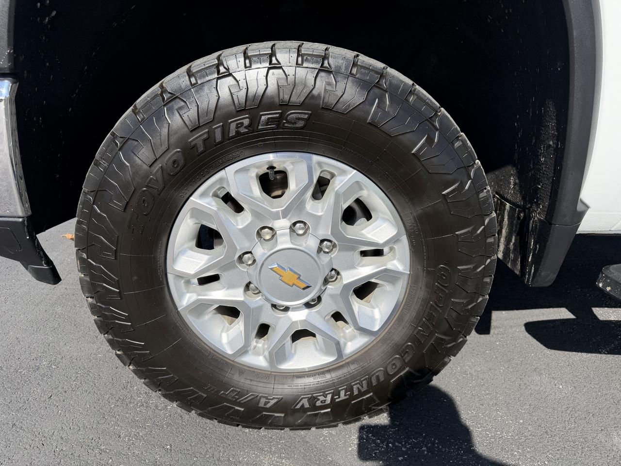 Chevrolet Silverado 3500HD LT Crew Cab 4WD 2024