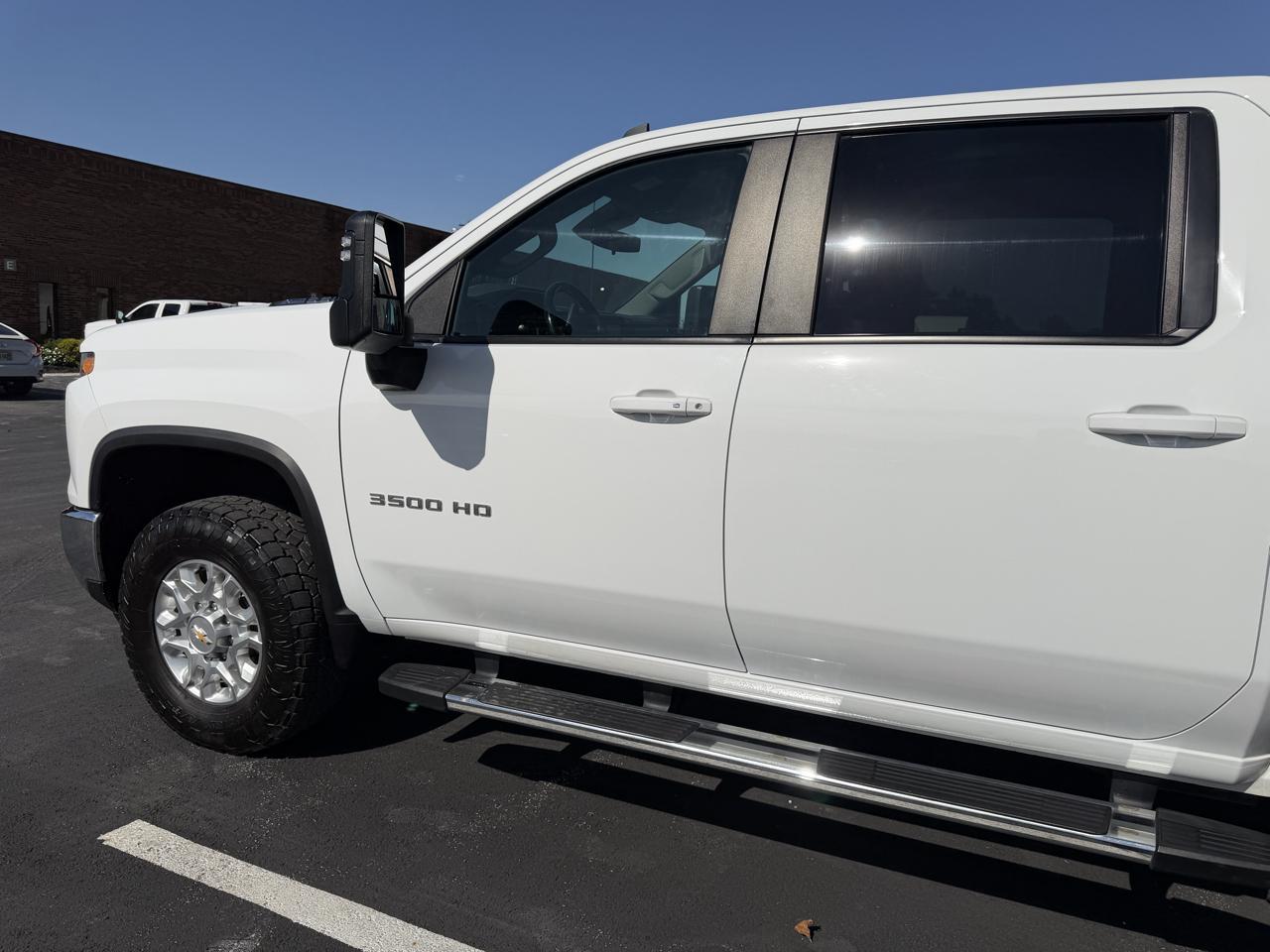 Chevrolet Silverado 3500HD LT Crew Cab 4WD 2024