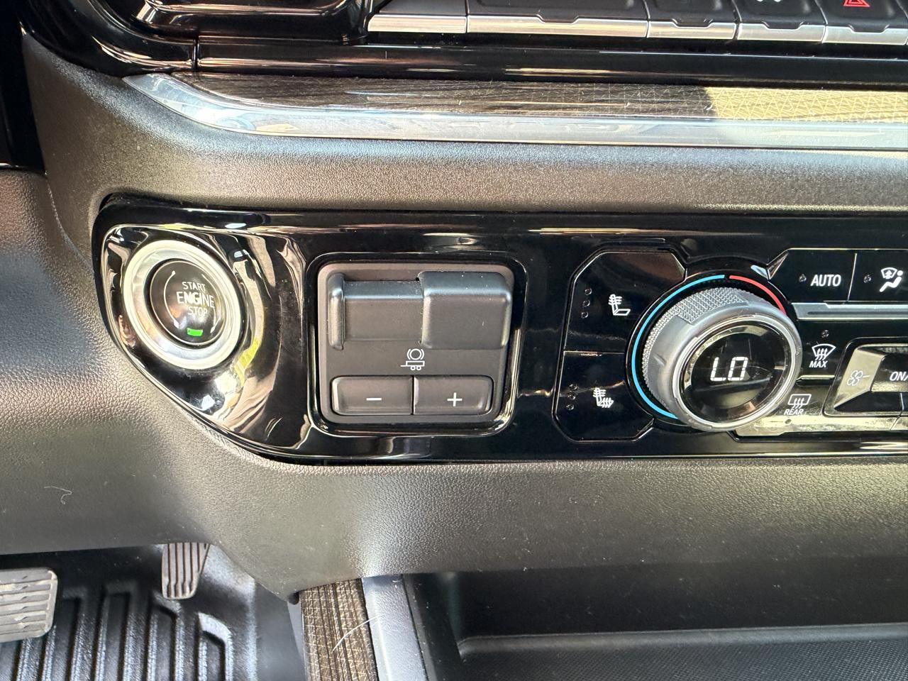 Chevrolet Silverado 3500HD LT Crew Cab 4WD 2024