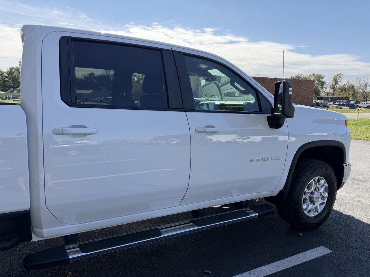 Chevrolet Silverado 3500HD LT Crew Cab 4WD 2024