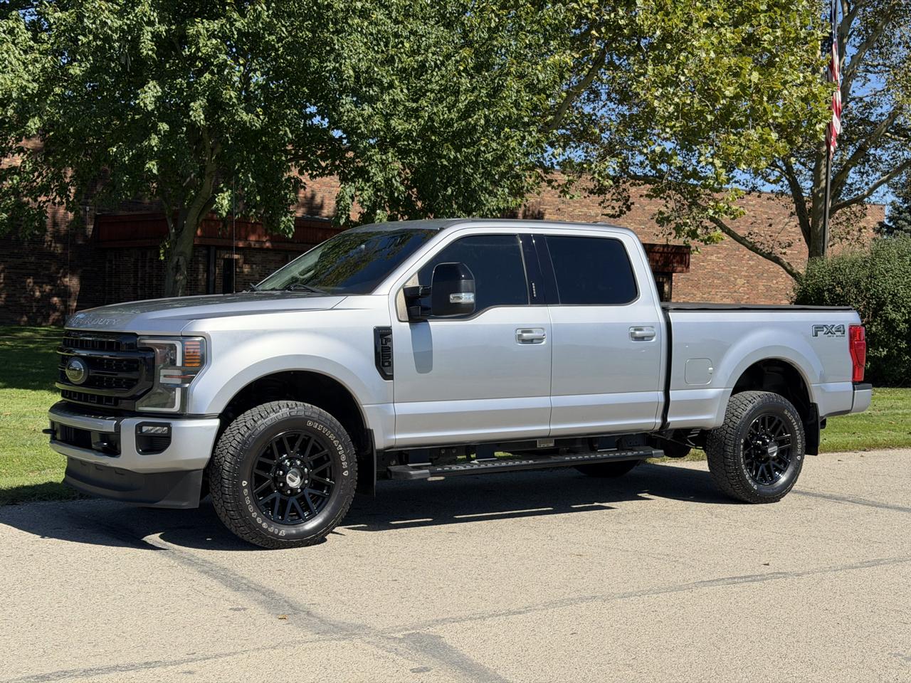 Ford F-250 SD Lariat Crew Cab 4WD 2021