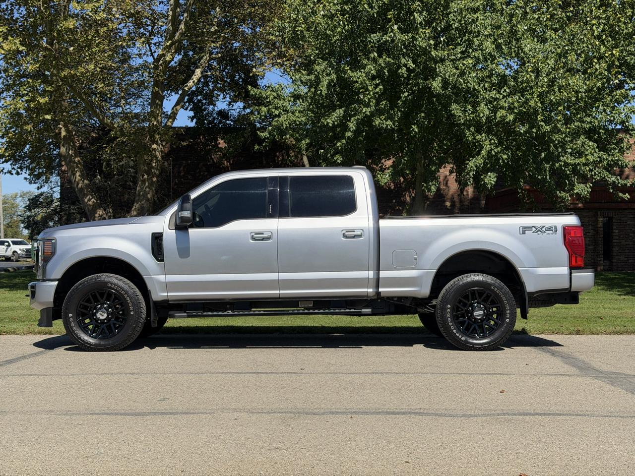 Ford F-250 SD Lariat Crew Cab 4WD 2021