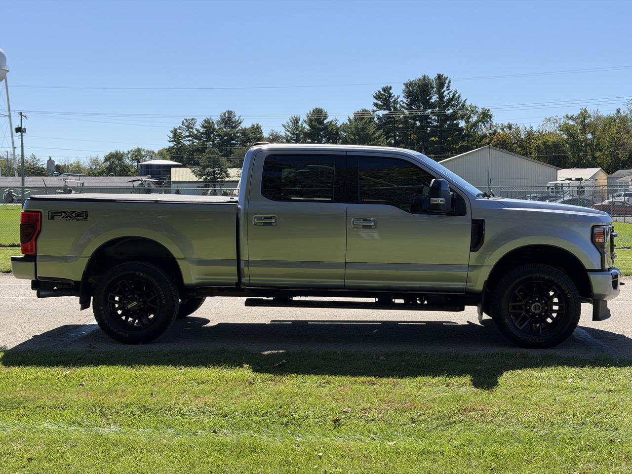 Ford F-250 SD Lariat Crew Cab 4WD 2021