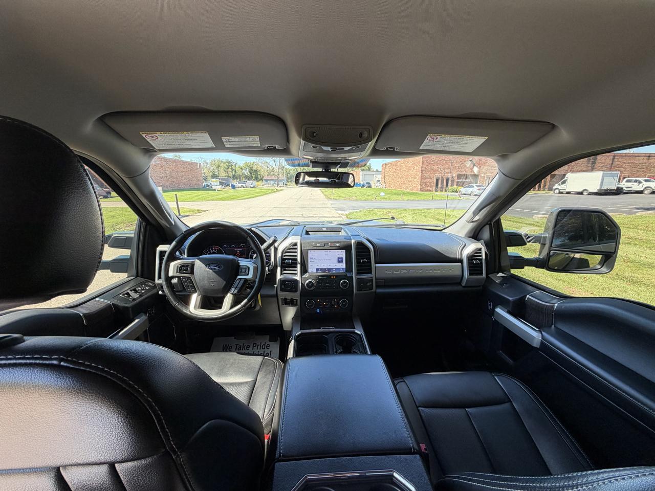 Ford F-250 SD Lariat Crew Cab 4WD 2021