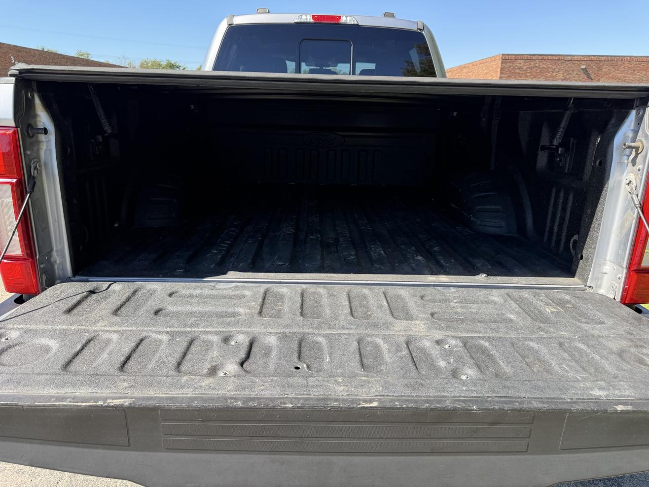 Ford F-250 SD Lariat Crew Cab 4WD 2021