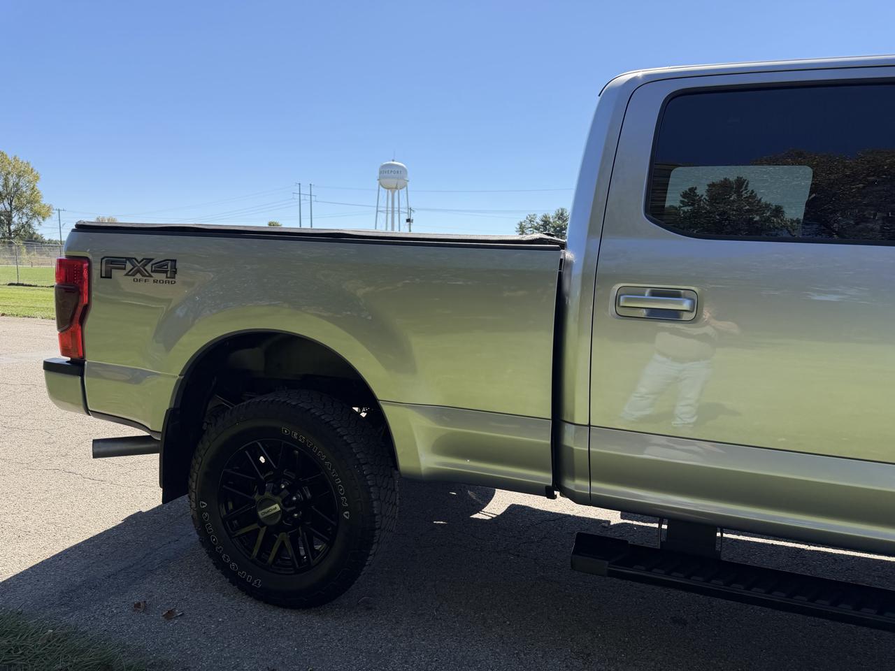 Ford F-250 SD Lariat Crew Cab 4WD 2021