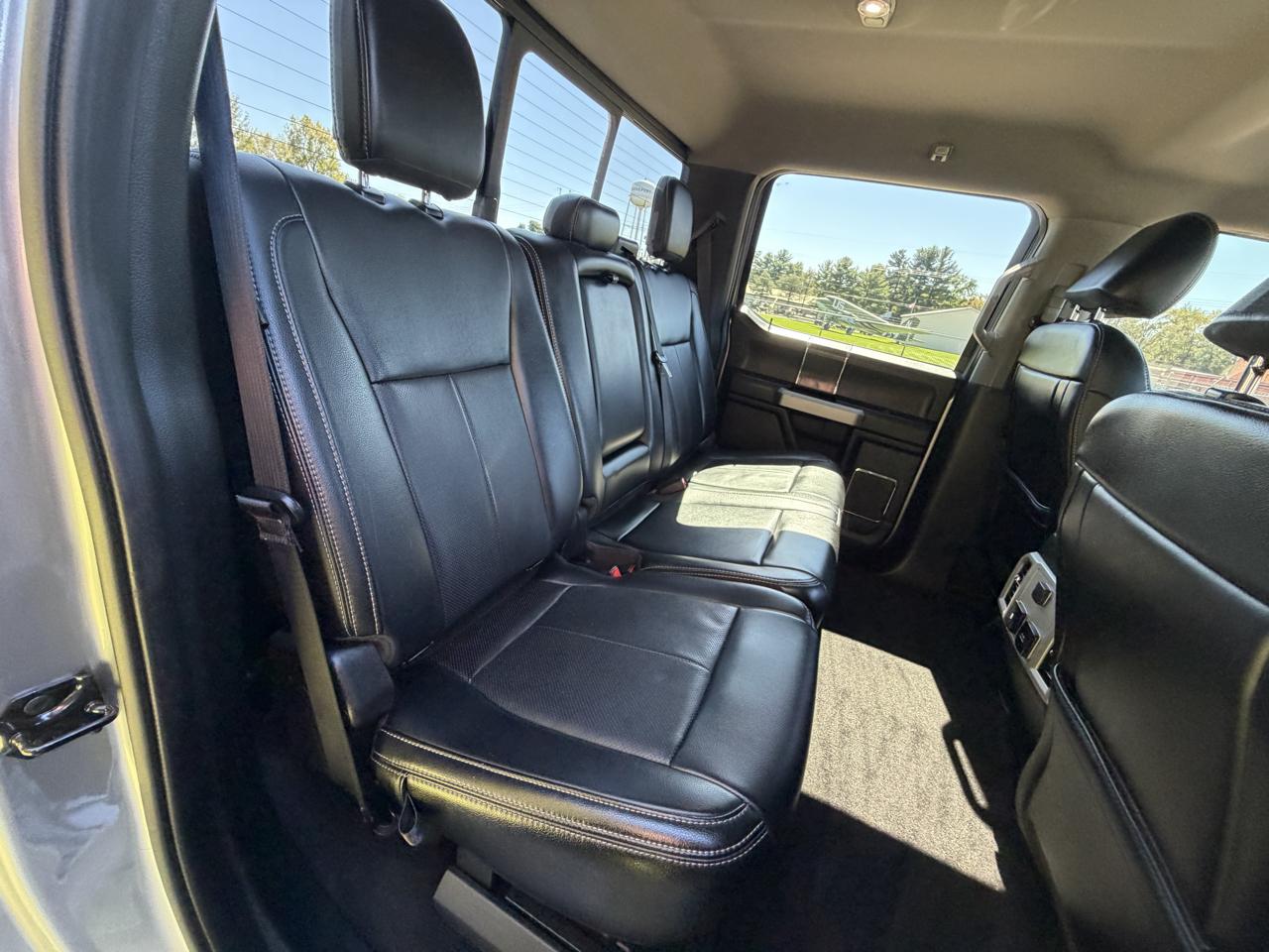 Ford F-250 SD Lariat Crew Cab 4WD 2021