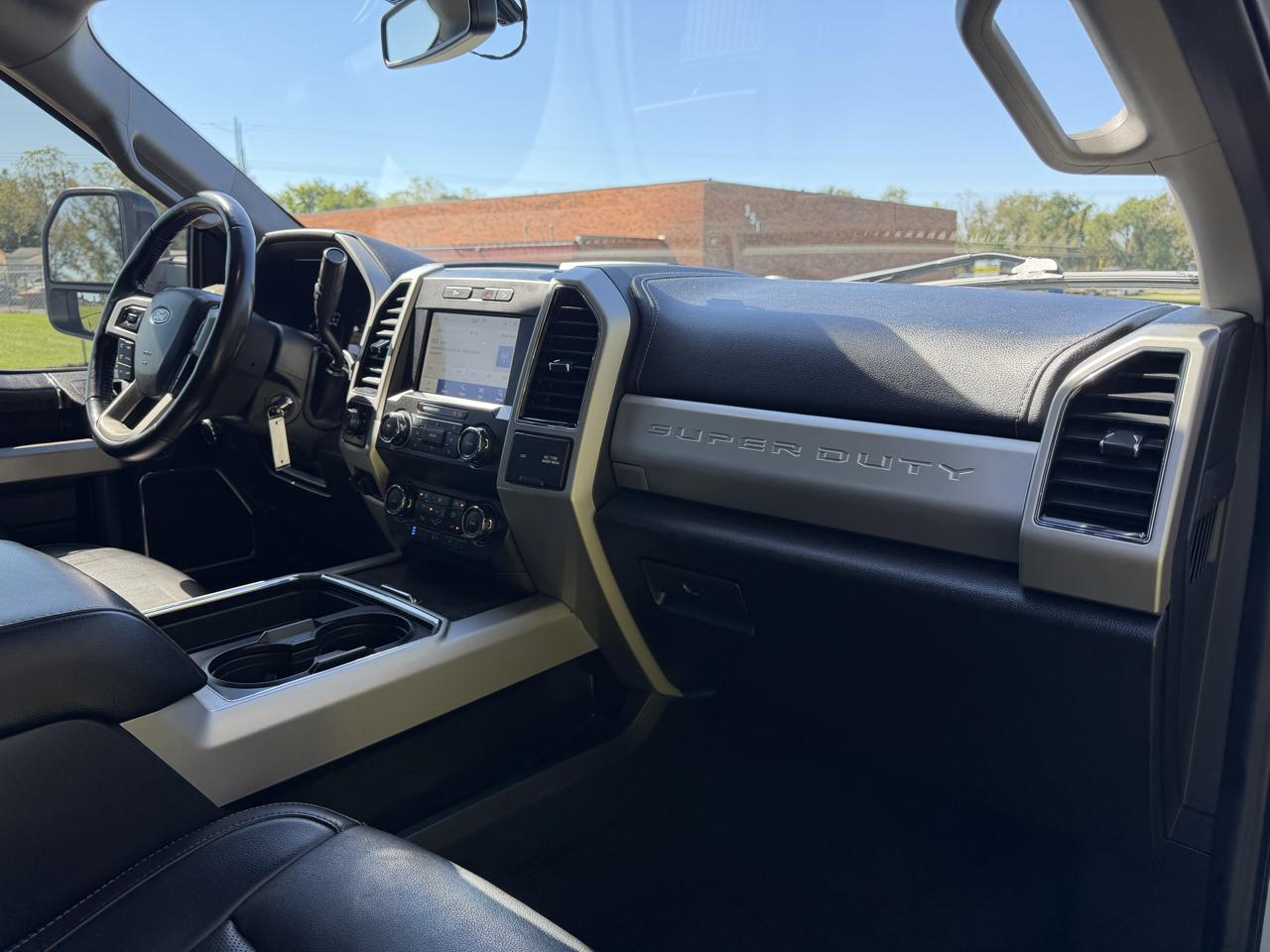 Ford F-250 SD Lariat Crew Cab 4WD 2021