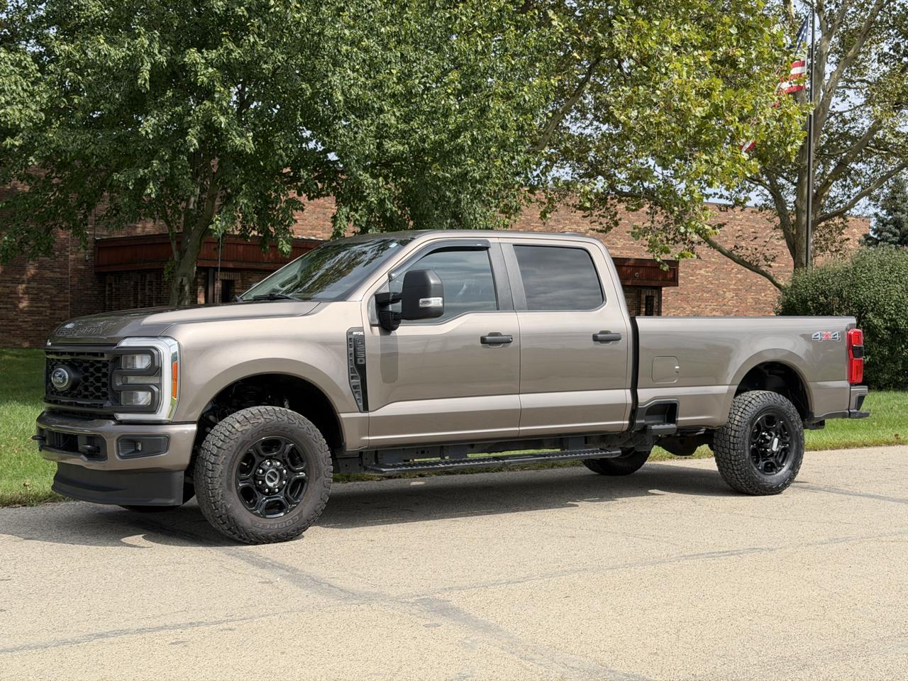 Ford F-250 SD  2023