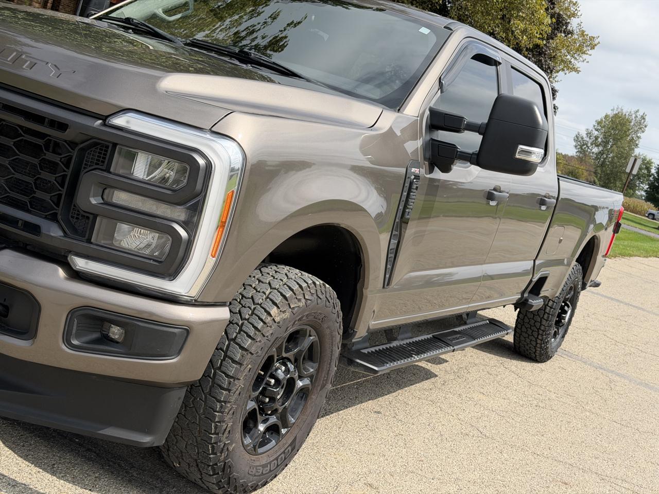 Ford F-250 SD  2023