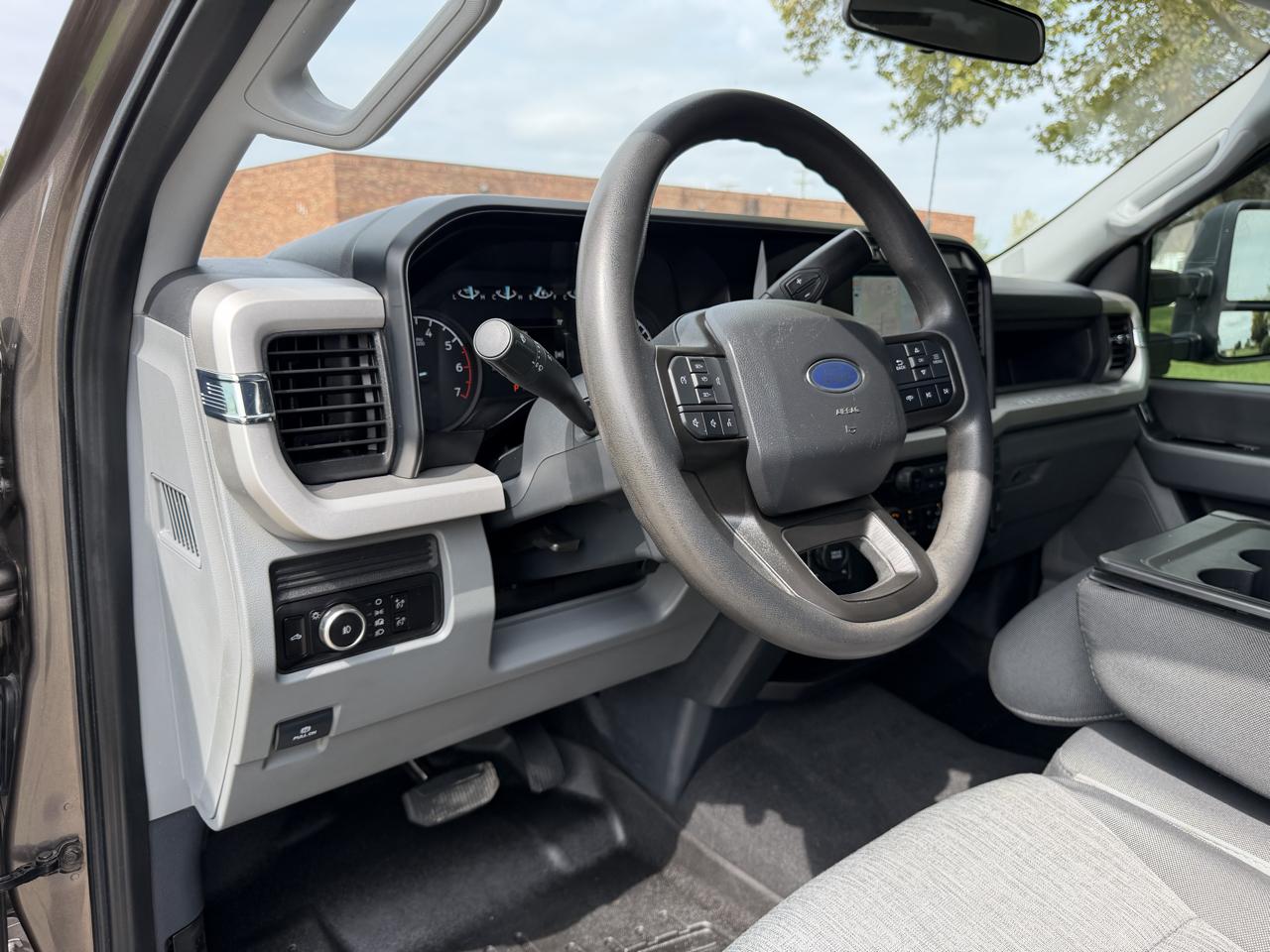 Ford F-250 SD  2023