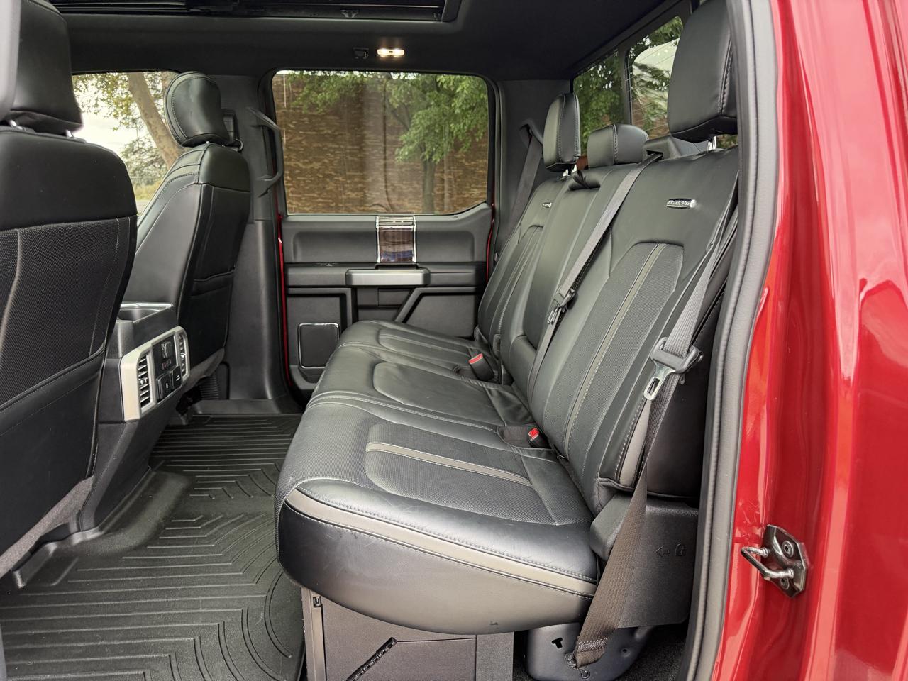 2017 Ford F-350 Super Duty Platinum - Photo 32