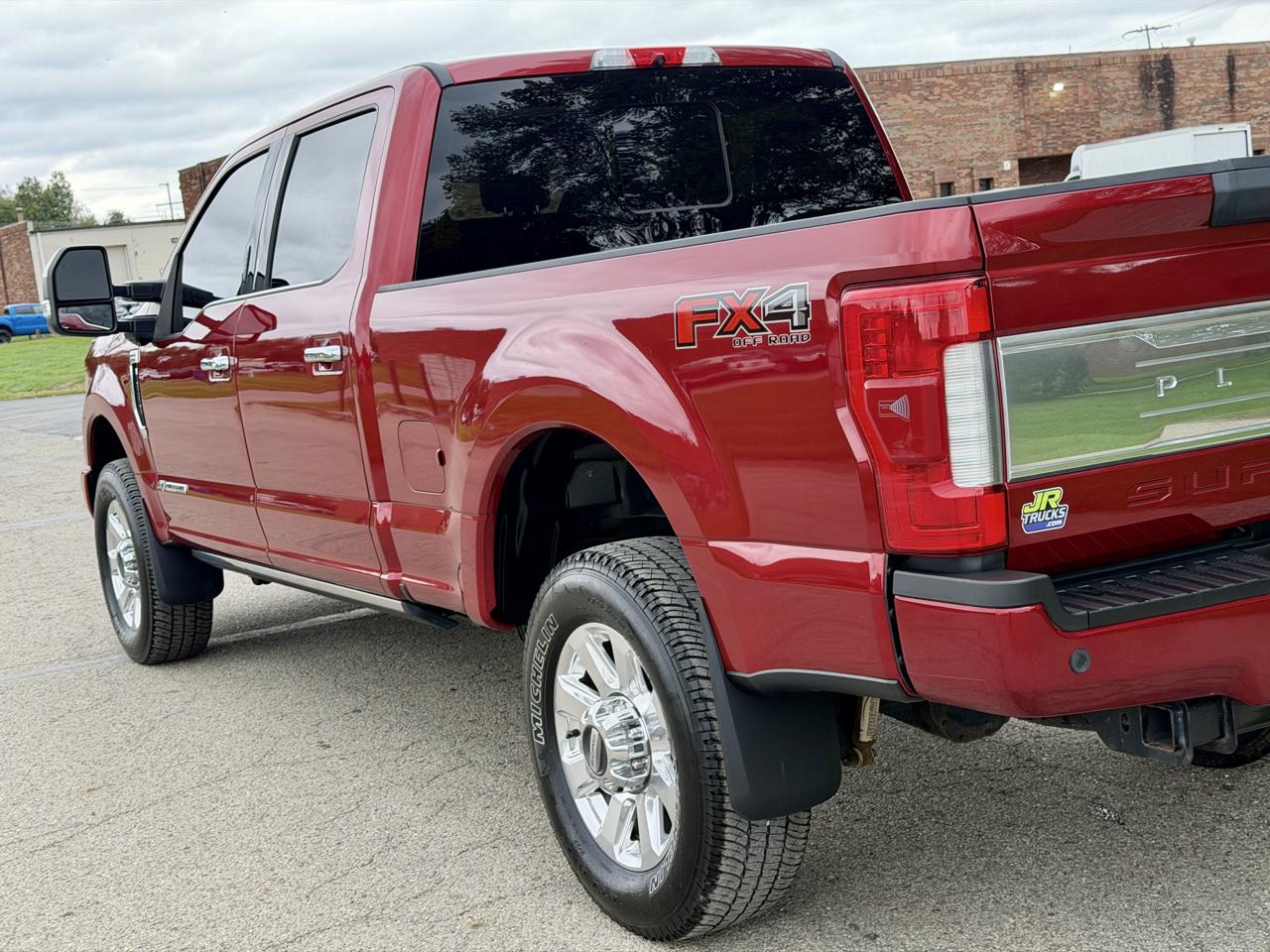 2017 Ford F-350 Super Duty Platinum - Photo 41