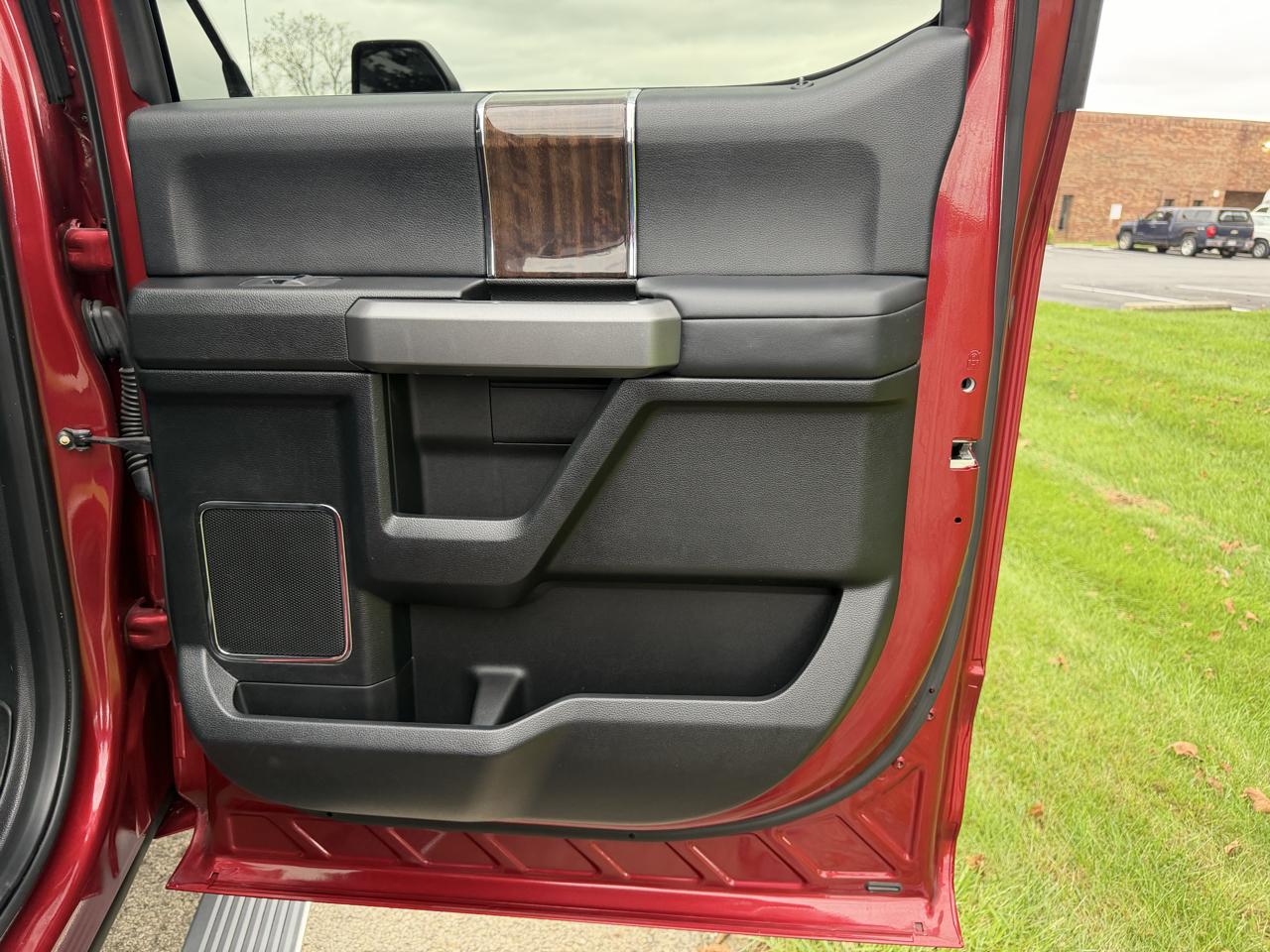 2017 Ford F-350 Super Duty Platinum - Photo 52