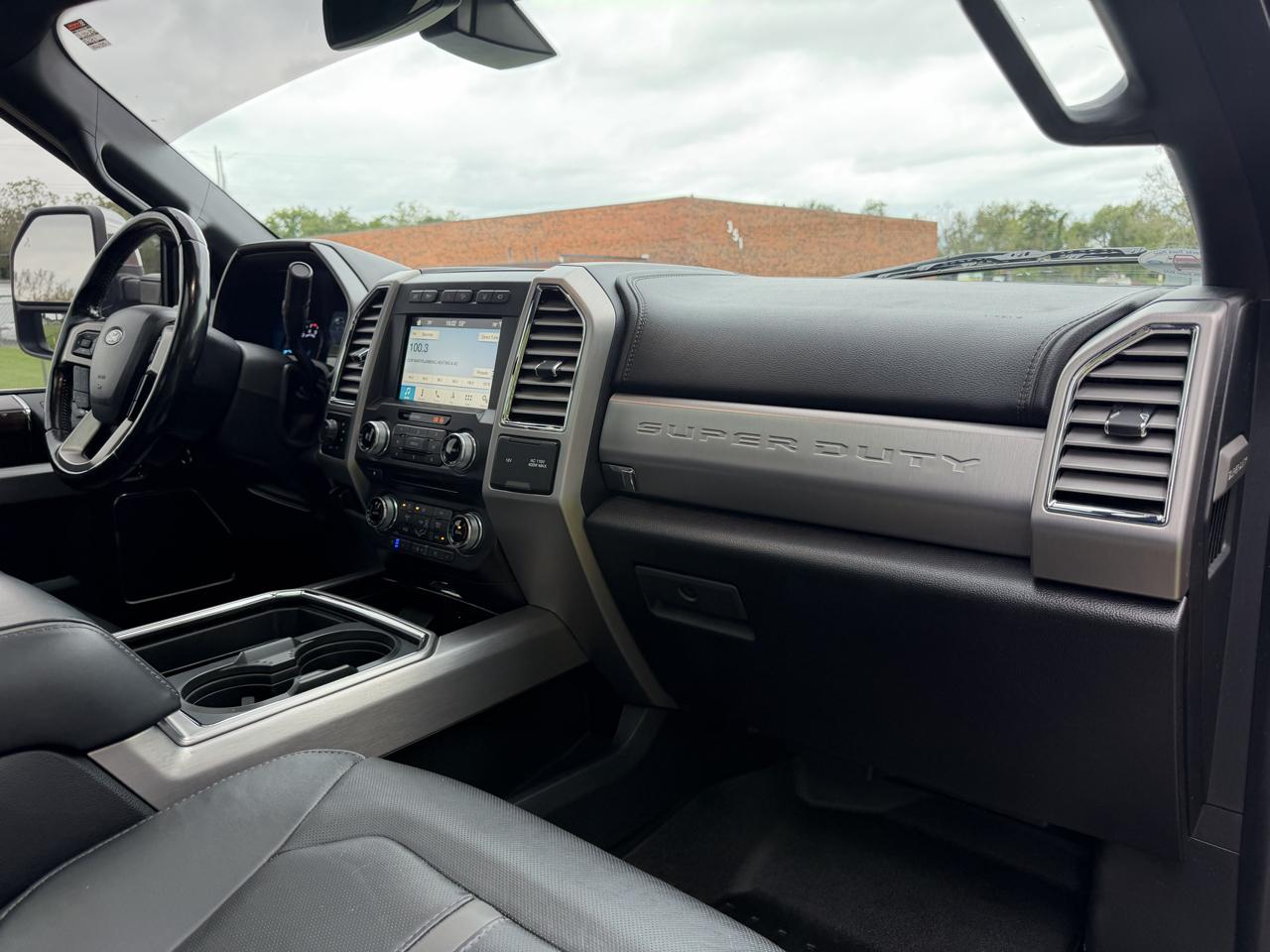 2017 Ford F-350 Super Duty Platinum - Photo 59