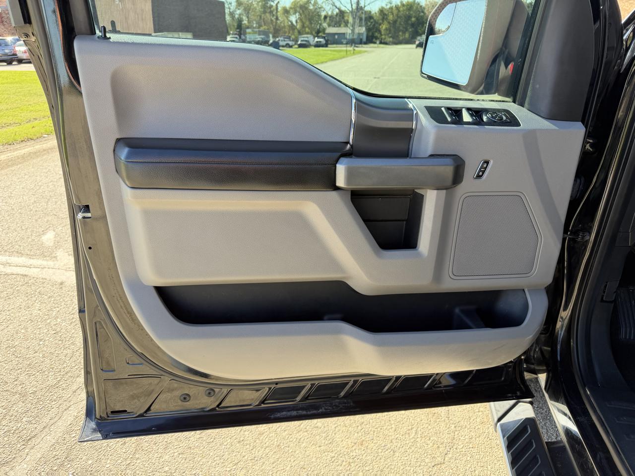 Ford F-150 XLT 4WD SuperCrew 5.5' Box 2016