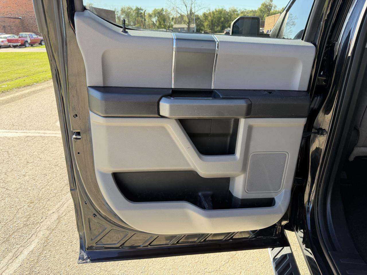Ford F-150 XLT 4WD SuperCrew 5.5' Box 2016