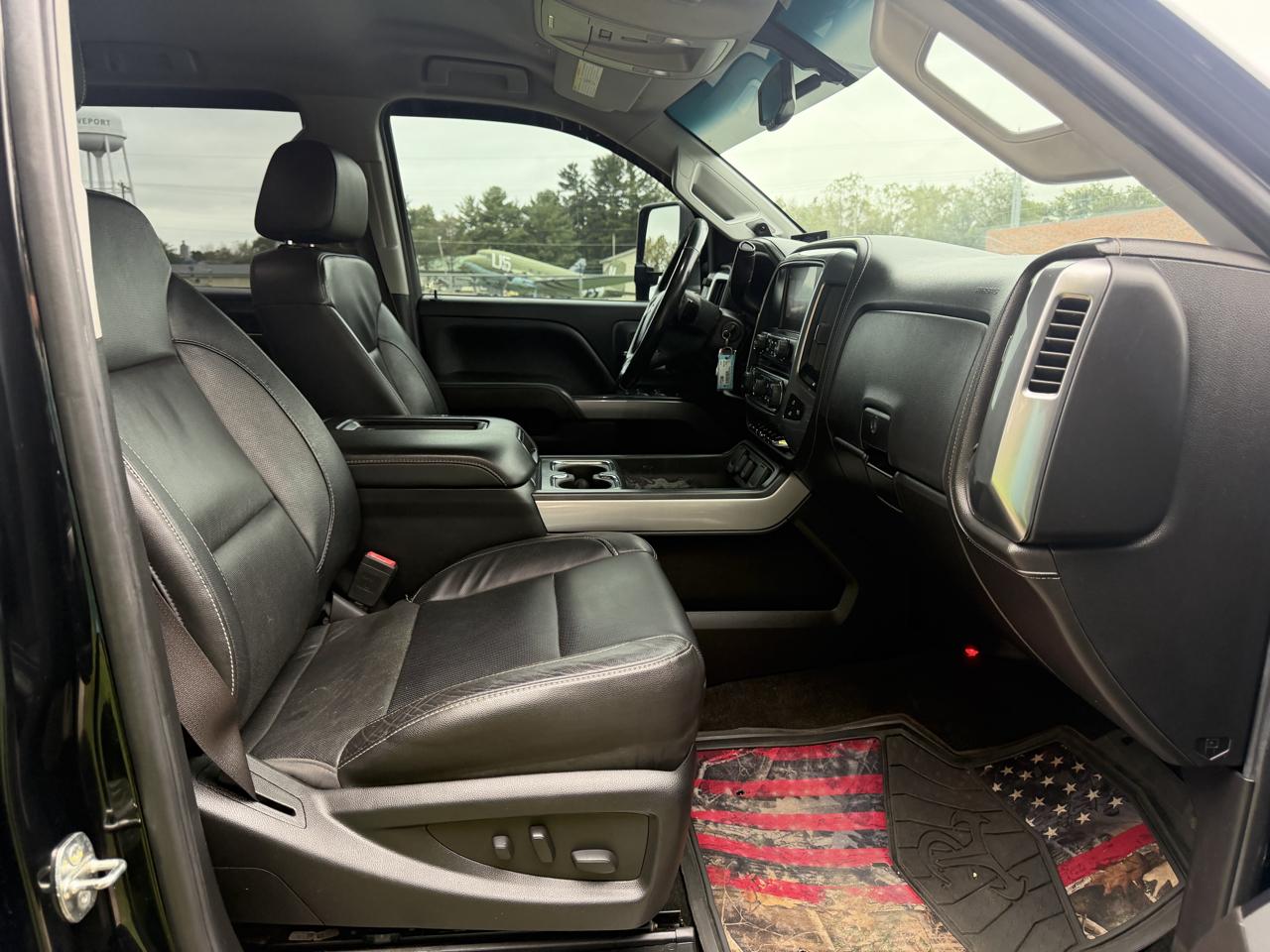 Chevrolet Silverado 2500HD LTZ Crew Cab 4WD 2017