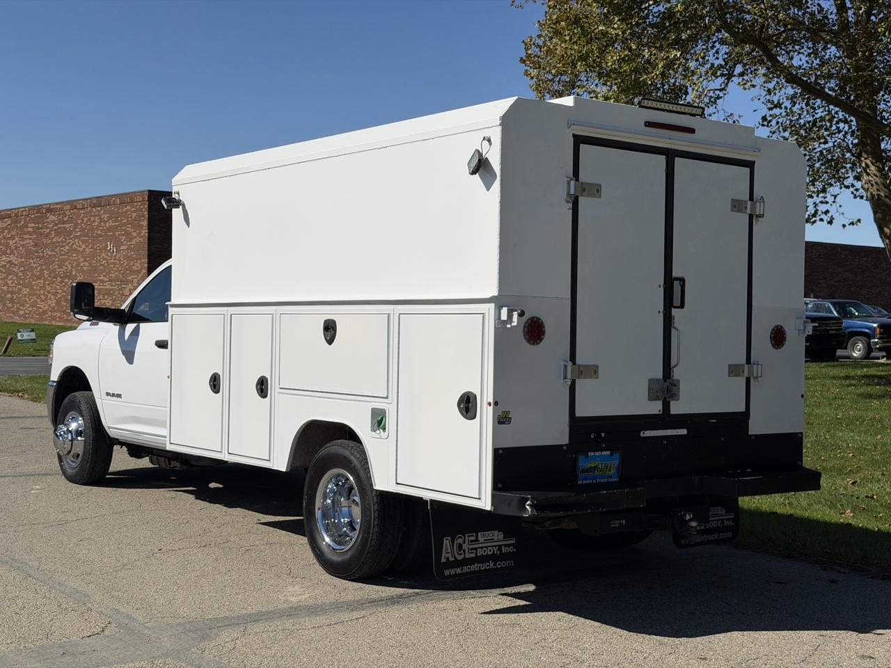 RAM 3500 Regular Cab 4WD DRW 2021