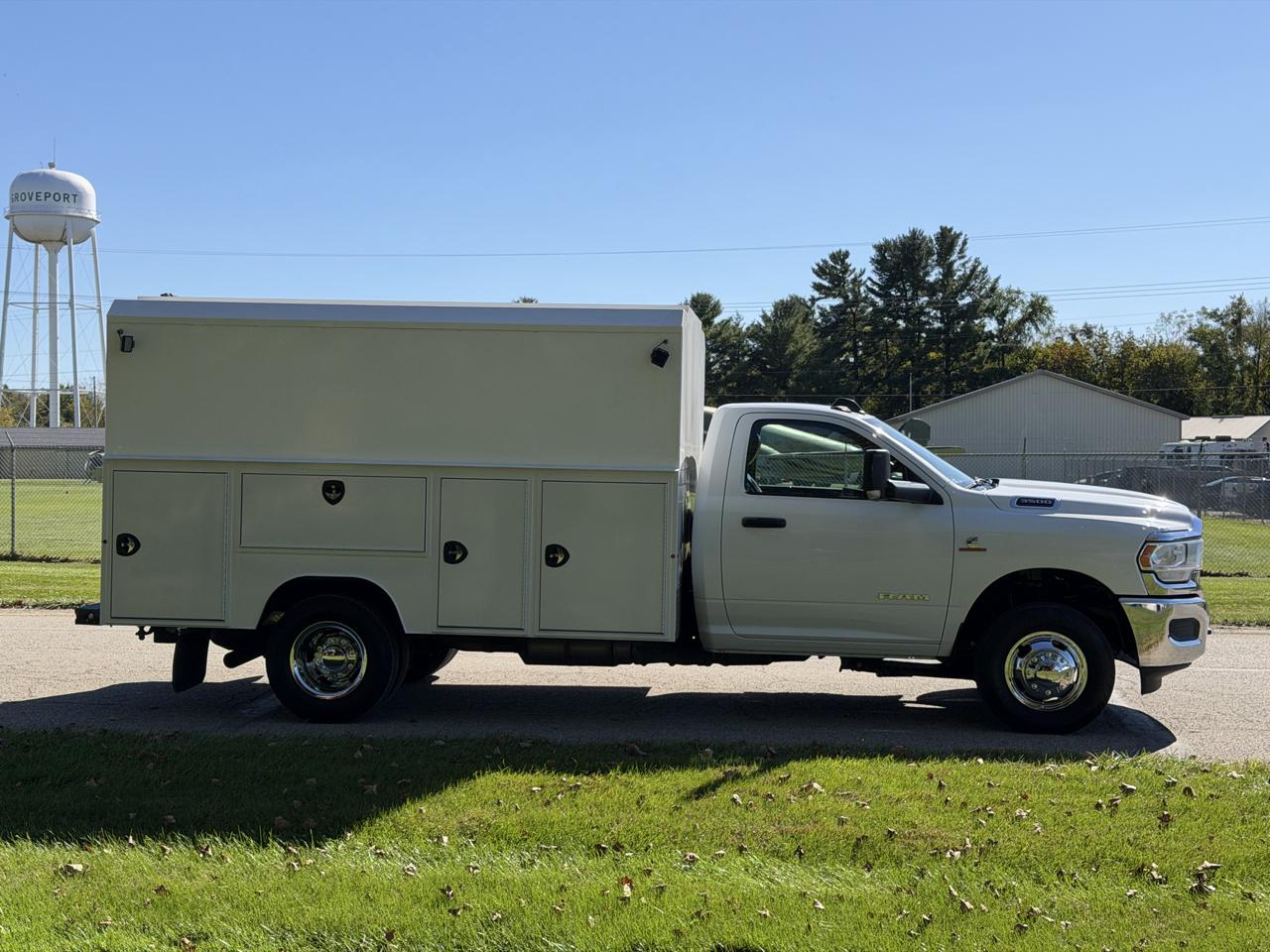 RAM 3500 Regular Cab 4WD DRW 2021