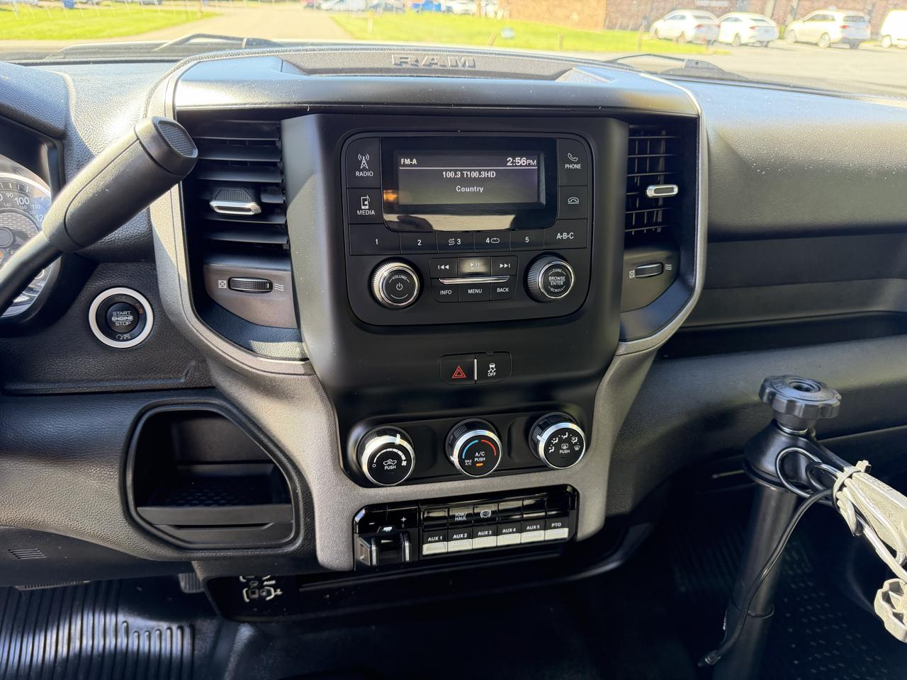 RAM 3500 Regular Cab 4WD DRW 2021
