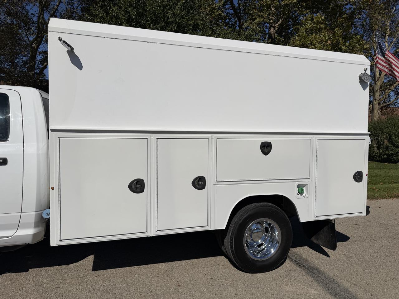 RAM 3500 Regular Cab 4WD DRW 2021