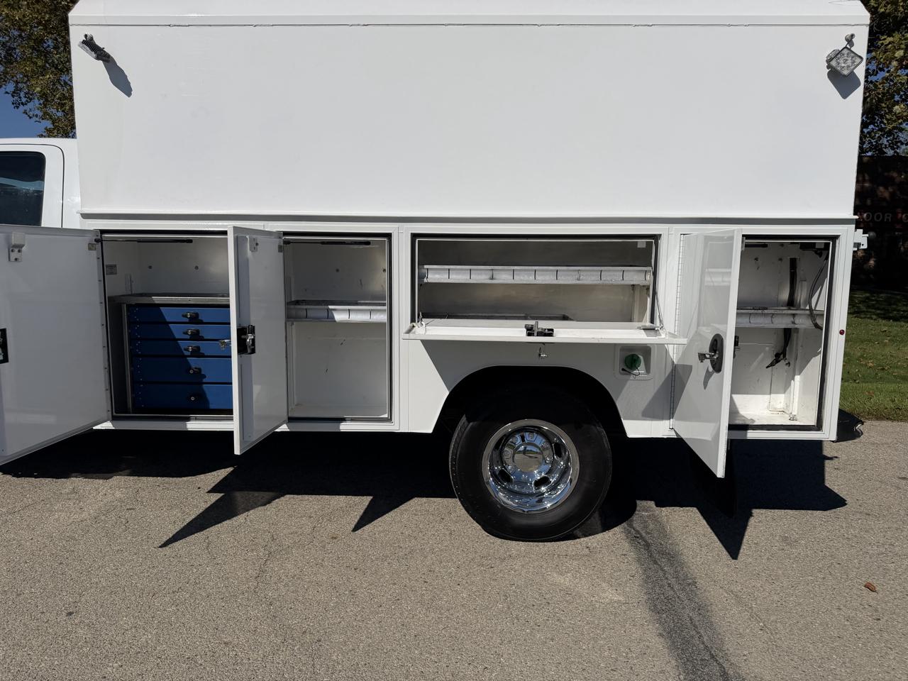 RAM 3500 Regular Cab 4WD DRW 2021