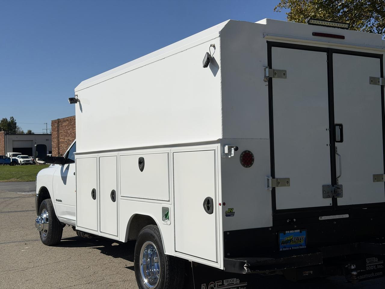 RAM 3500 Regular Cab 4WD DRW 2021