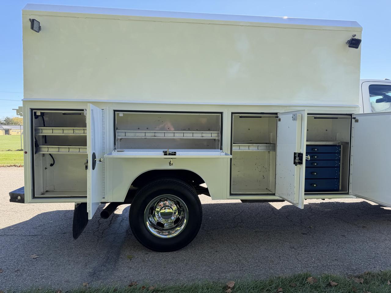 RAM 3500 Regular Cab 4WD DRW 2021