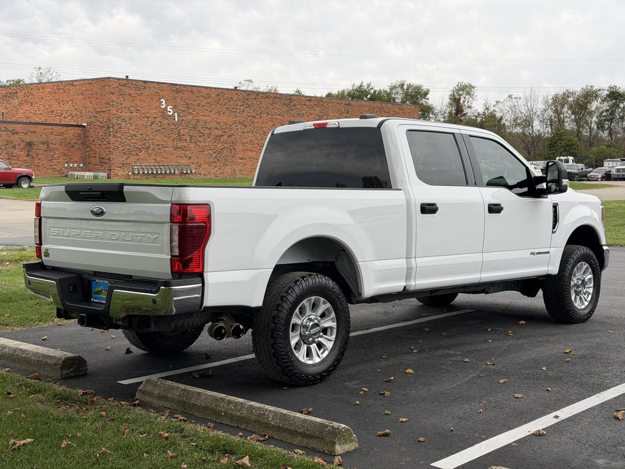 Ford F-250 SD XLT Crew Cab 4WD 2022