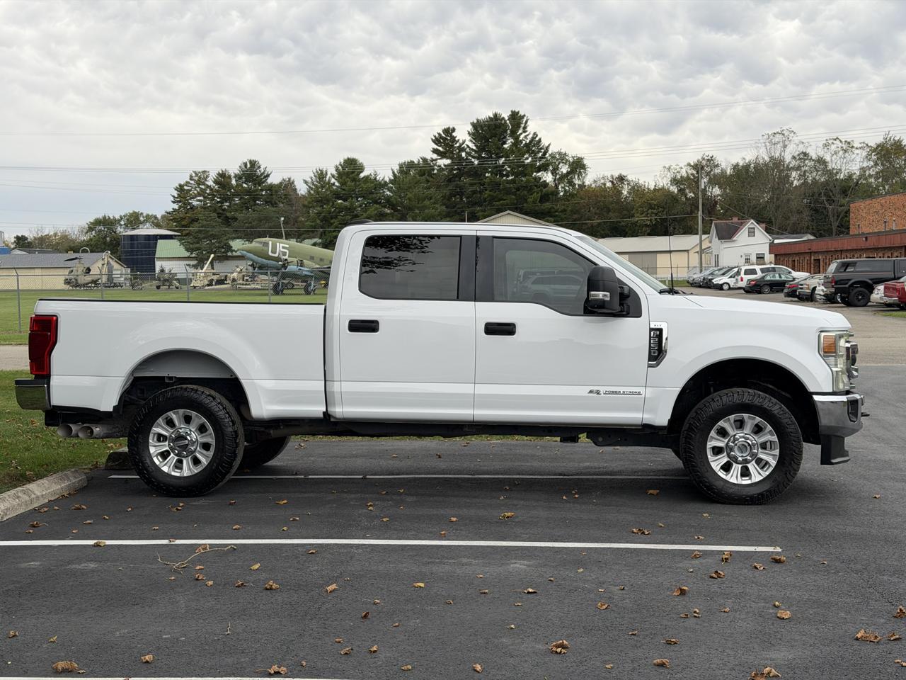 Ford F-250 SD XLT Crew Cab 4WD 2022
