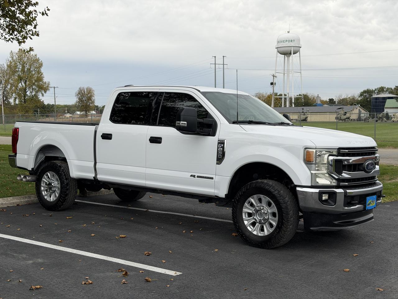 Ford F-250 SD XLT Crew Cab 4WD 2022