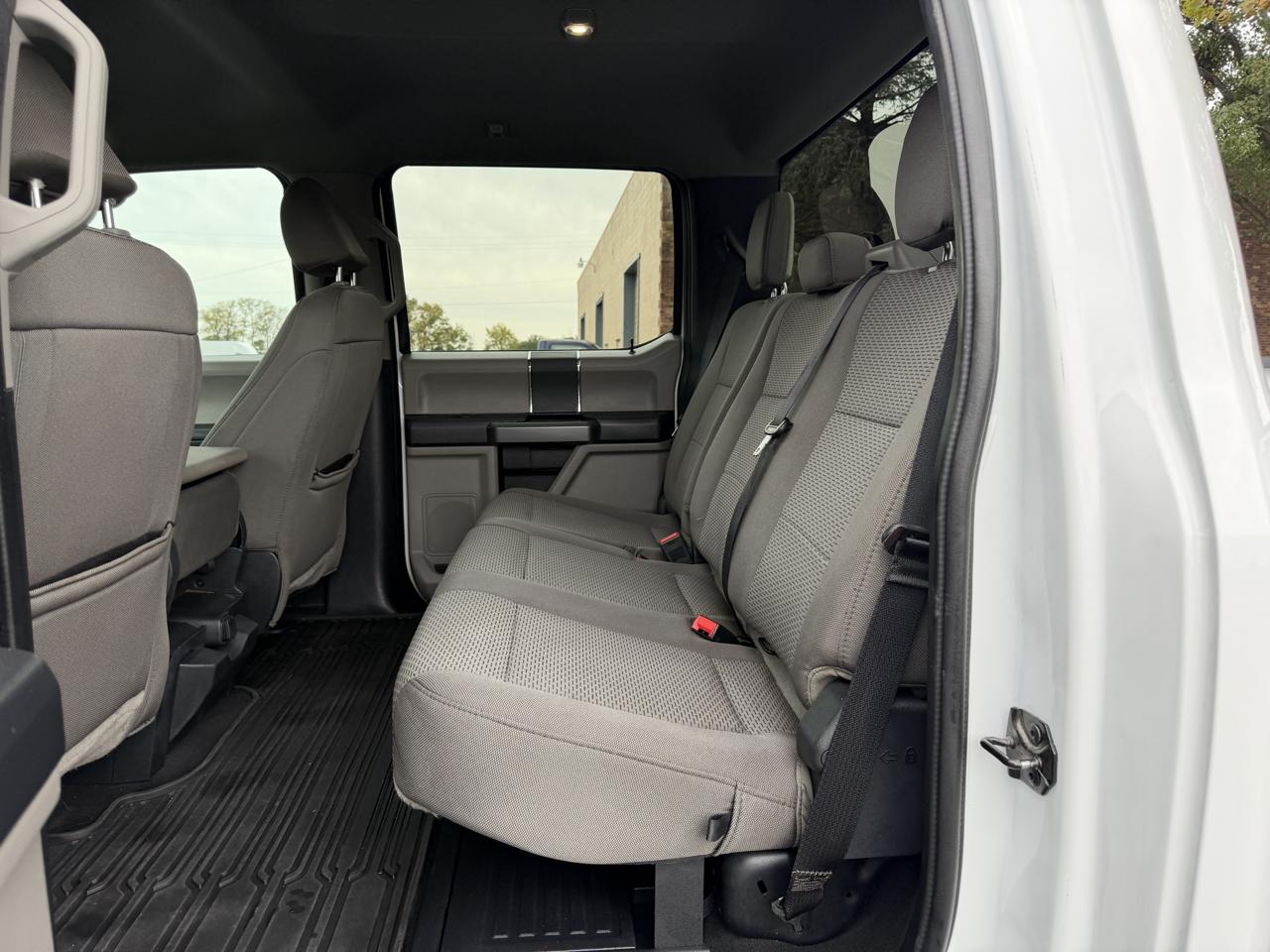 Ford F-250 SD XLT Crew Cab 4WD 2022