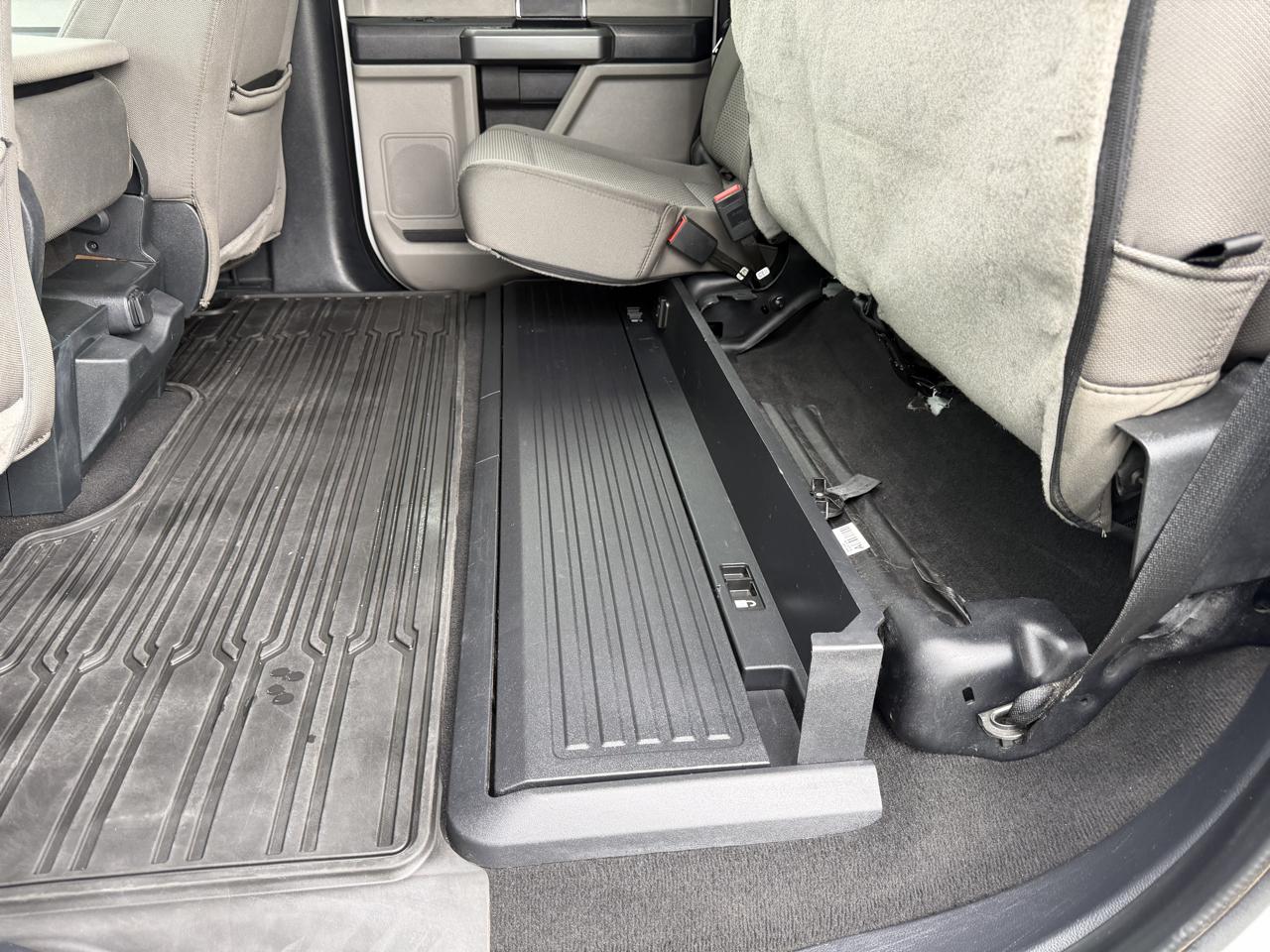 Ford F-250 SD XLT Crew Cab 4WD 2022