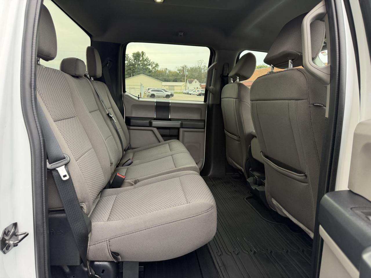 Ford F-250 SD XLT Crew Cab 4WD 2022
