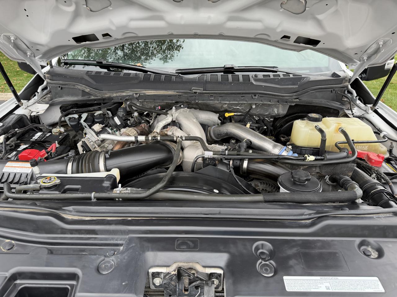 Ford F-250 SD XLT Crew Cab 4WD 2022