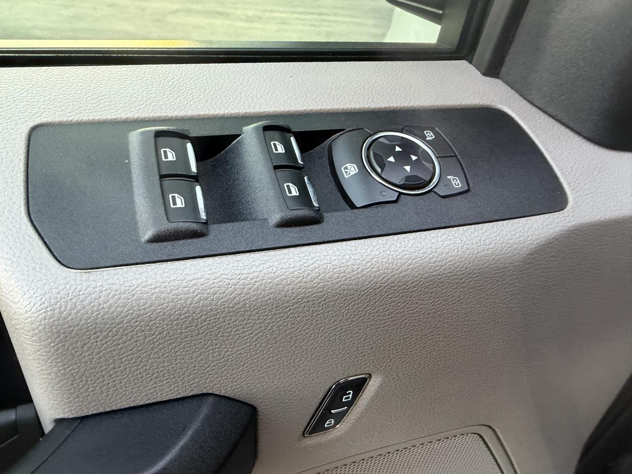 Ford F-250 SD XL Crew Cab 4WD 2020