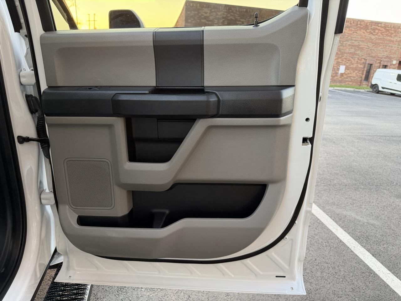 Ford F-250 SD XL Crew Cab 4WD 2020