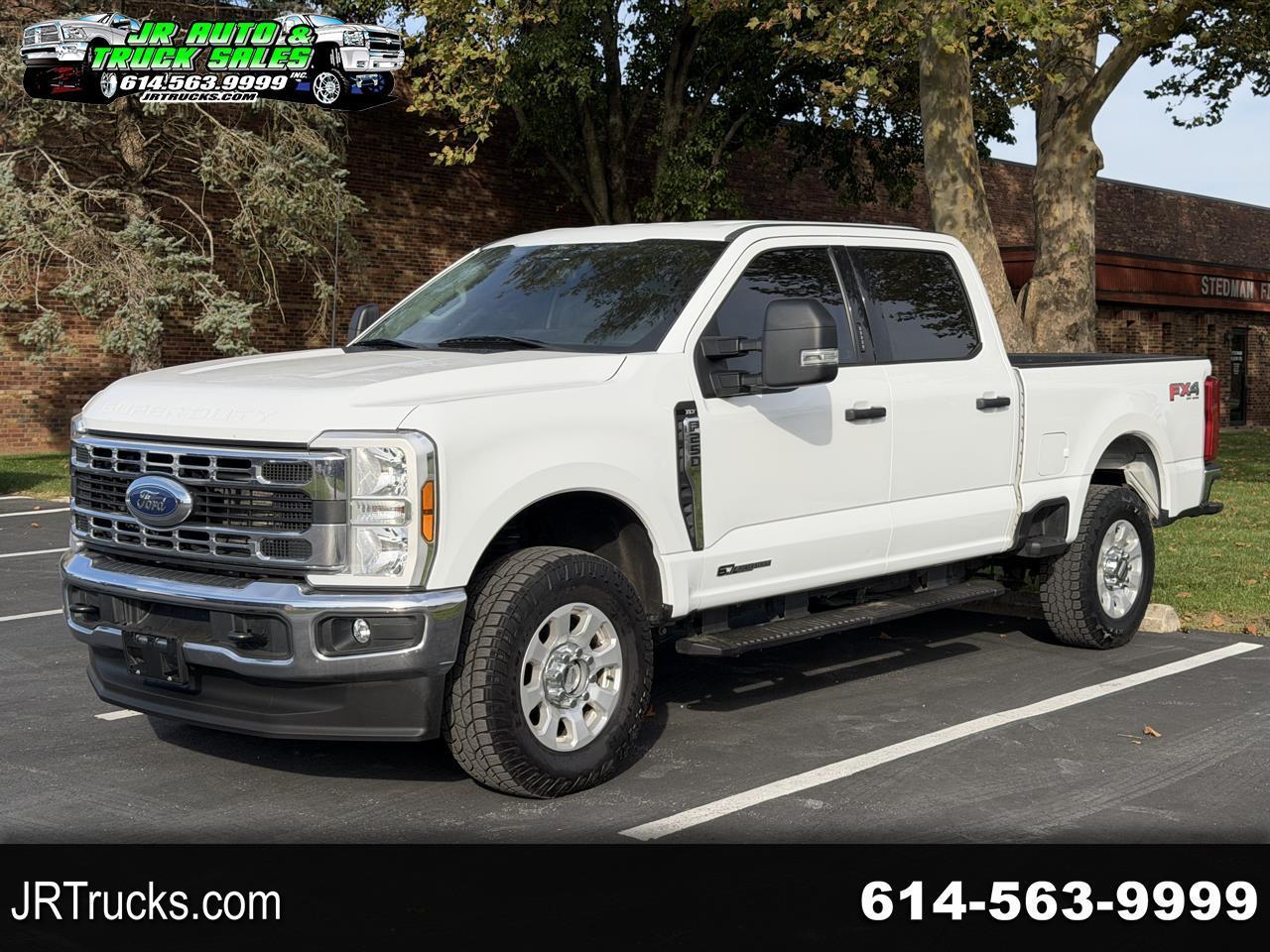 Ford F-250 SD XLT Crew Cab 4WD 2024