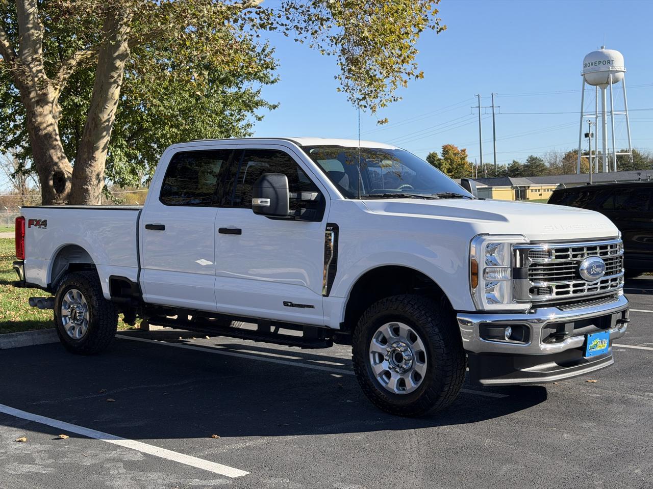 Ford F-250 SD XLT Crew Cab 4WD 2024
