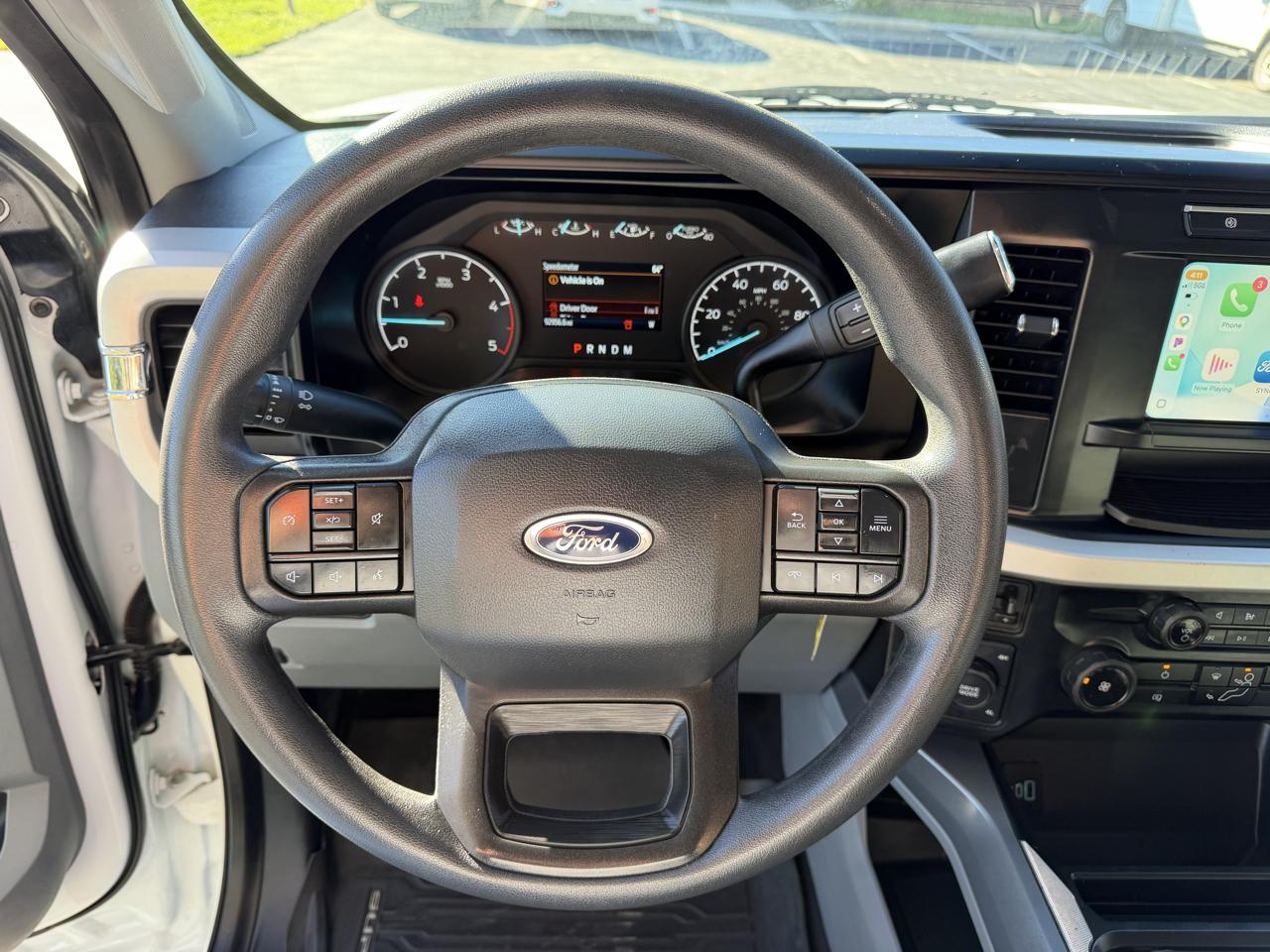Ford F-250 SD XLT Crew Cab 4WD 2024