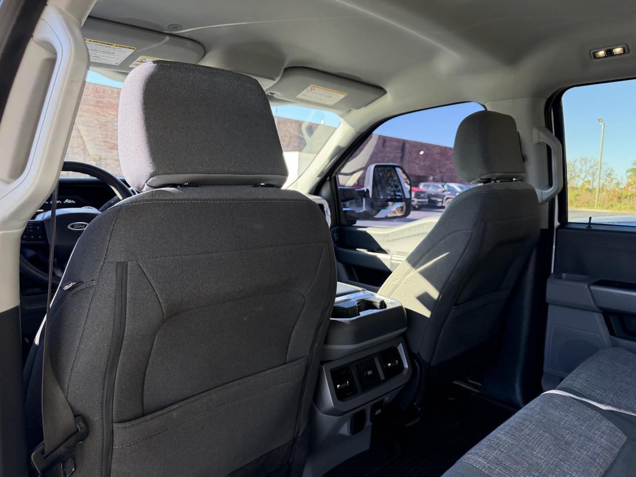 Ford F-250 SD XLT Crew Cab 4WD 2024