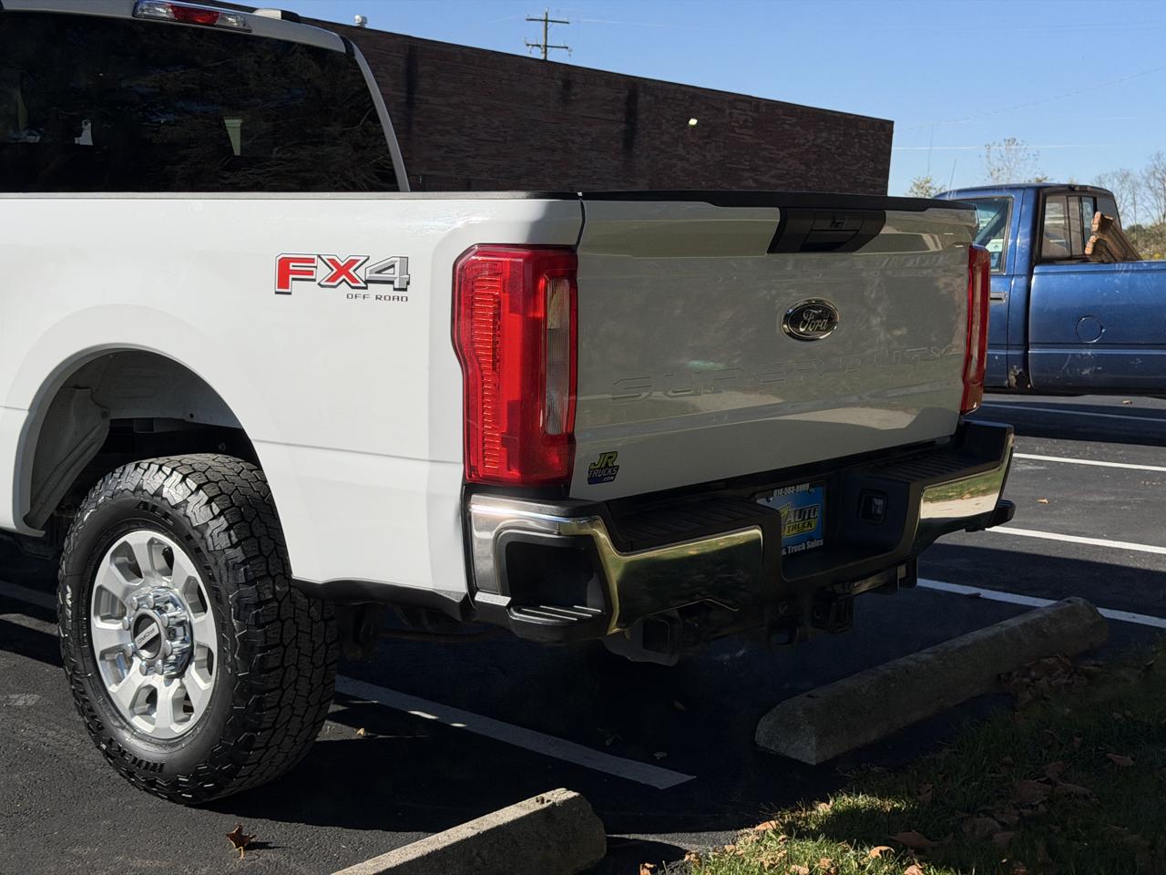 Ford F-250 SD XLT Crew Cab 4WD 2024