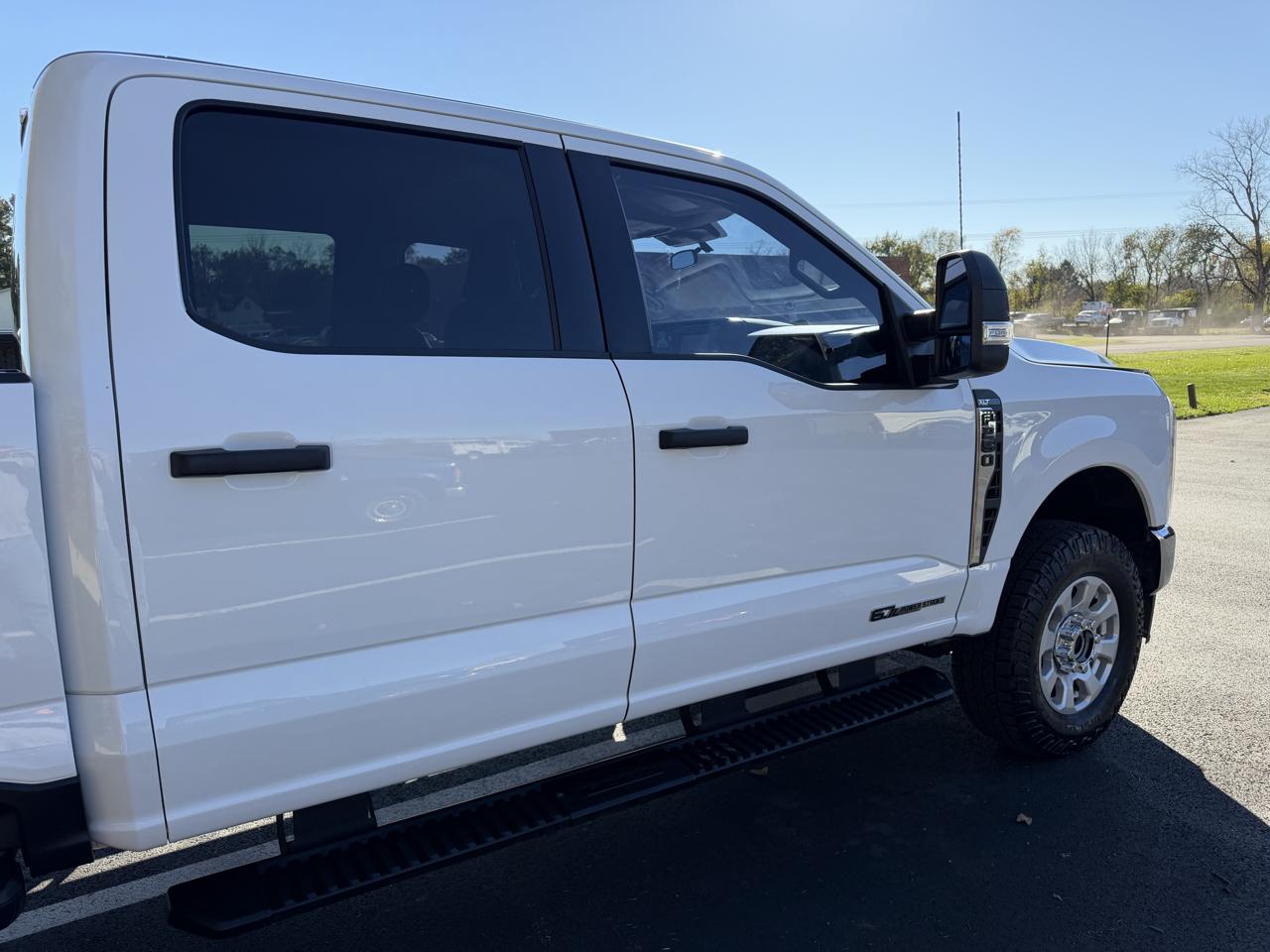 Ford F-250 SD XLT Crew Cab 4WD 2024