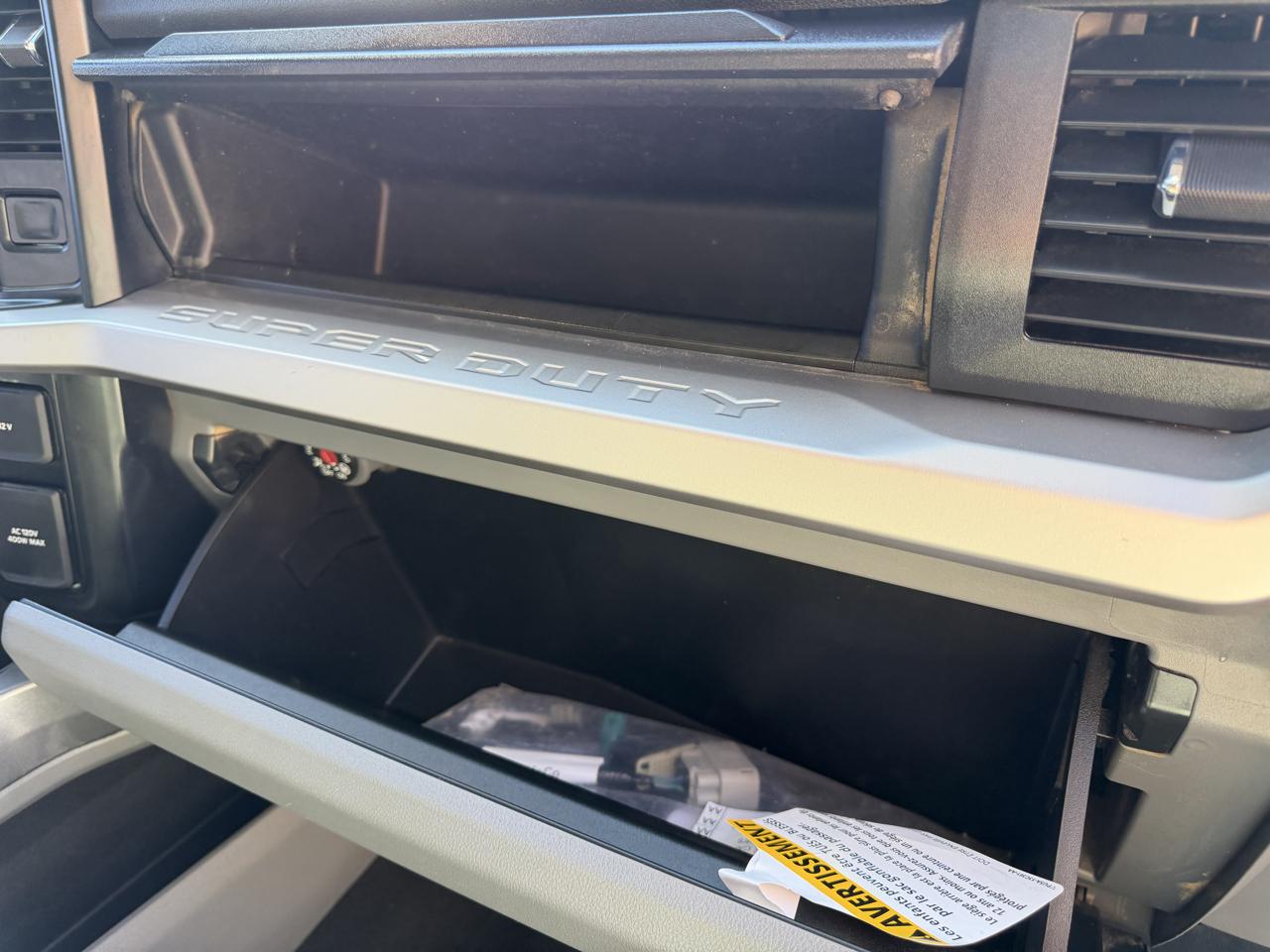Ford F-250 SD XLT Crew Cab 4WD 2024